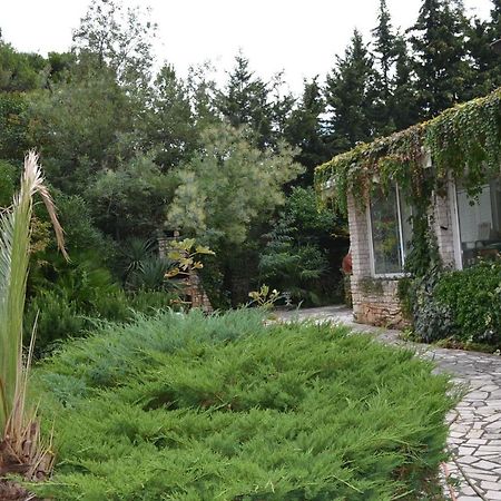 Villa Edward Premantura Bagian luar foto