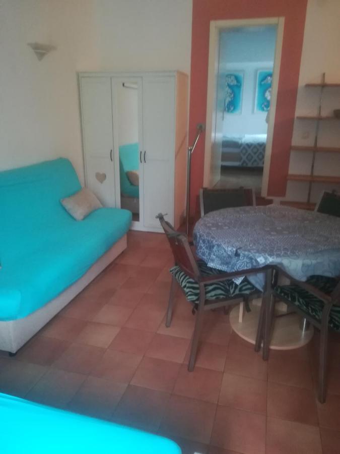 Villa Edward Premantura Bagian luar foto