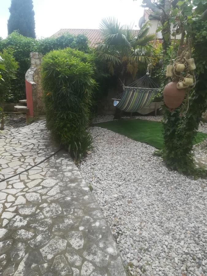 Villa Edward Premantura Bagian luar foto