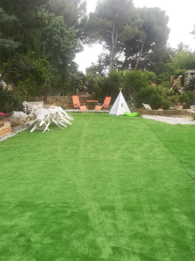 Villa Edward Premantura Bagian luar foto