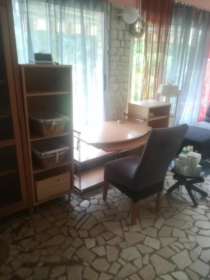 Villa Edward Premantura Bagian luar foto