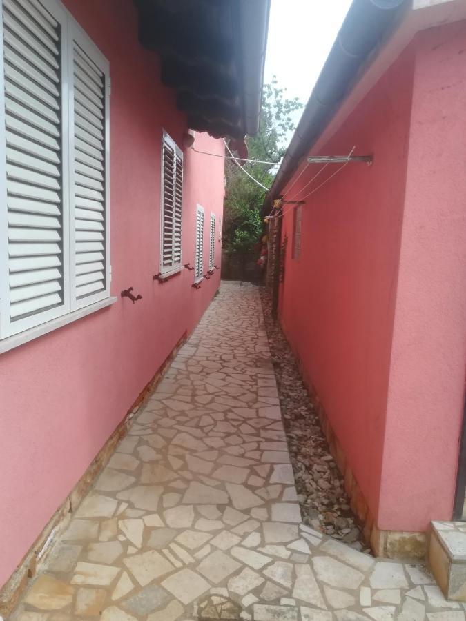 Villa Edward Premantura Bagian luar foto